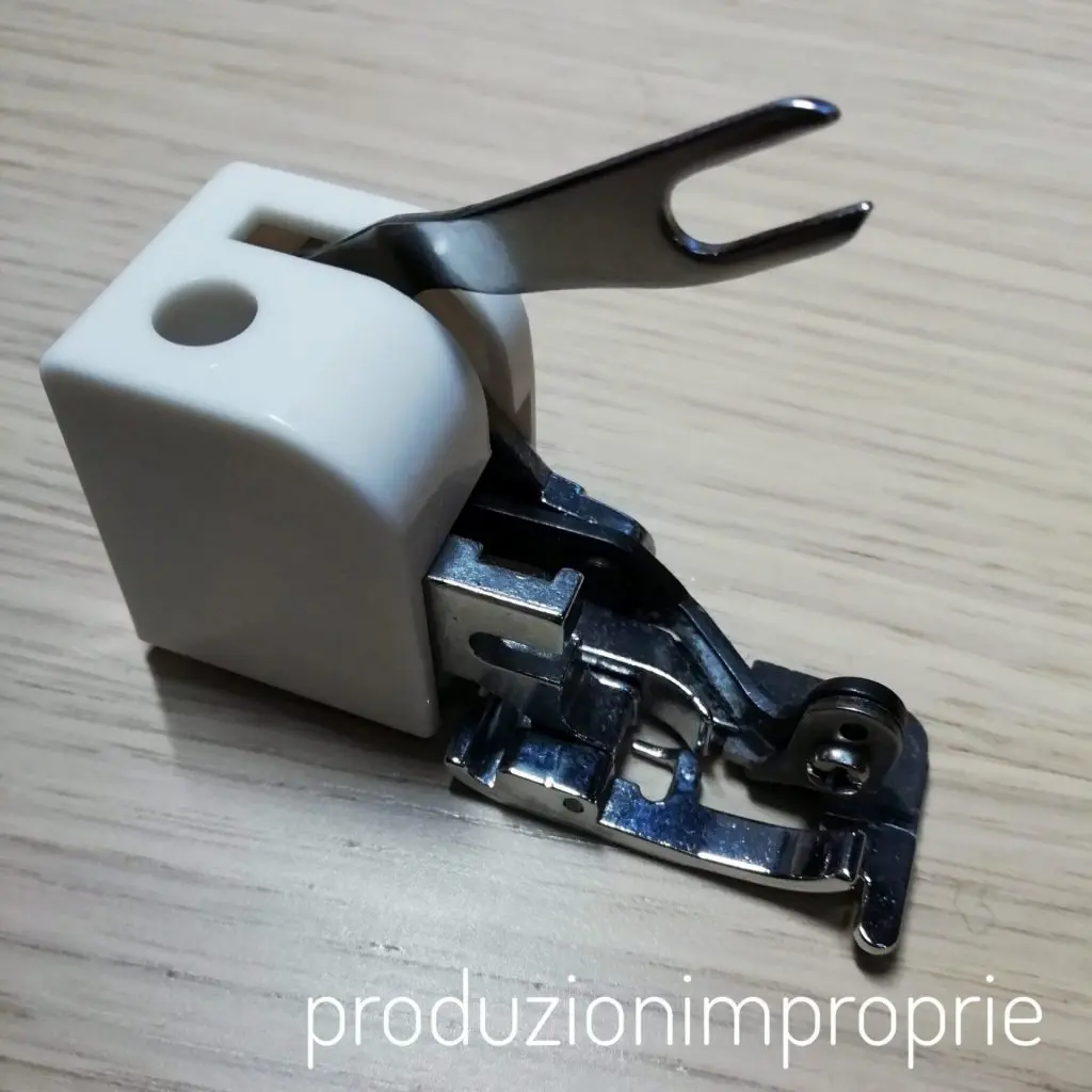 Piedino tagliacuci