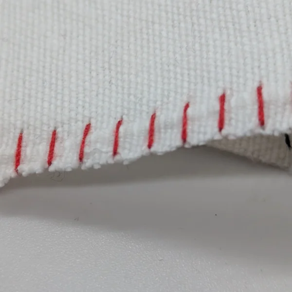 Tabella dei punti della macchina da cucire: guida impropria ai punti elastici e di cucitura punto coperta